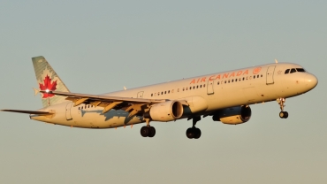 C-GJWI (cn 1772) Airbus A321-211