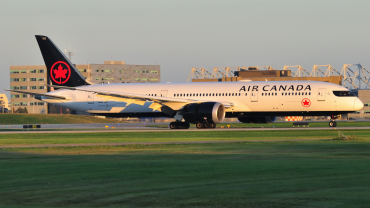 C-FSBV (37182) 2017  Boeing 787-9 Dreamliner