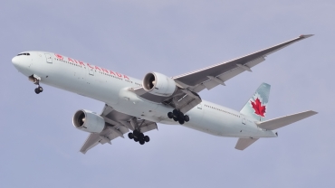 C-FIVS (cn 35784) Boeing 777-333ER