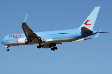 I-NDDL (27568) 1995 Boeing 767-324 ER WL