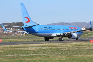 I-NEOS (32733) 2002 Boeing 737-86N WL