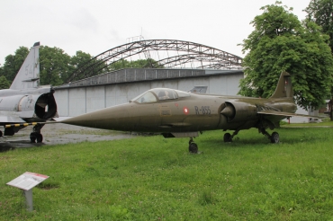 R-855 (683A-1155) Lockheed CF-104 Starfighter