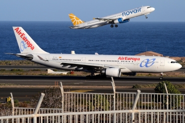EC-KTG, (cn 950), Airbus A330-202