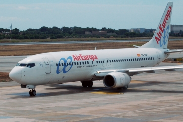 EC-HGP (cn 28385) Boeing 737-85P