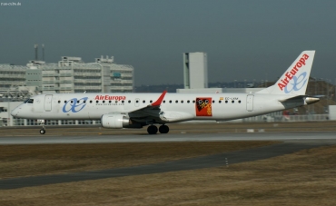 EC-LKM (cn 19000425) Embraer 190-200LR