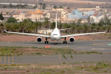 EC-JPF, (cn 733), Airbus A330-202