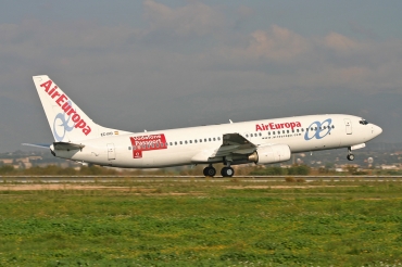 EC-IXO (30467) 2000 Boeing 737-883