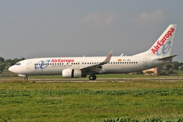 EC-JBJ (cn 33972) Boeing 737-85P