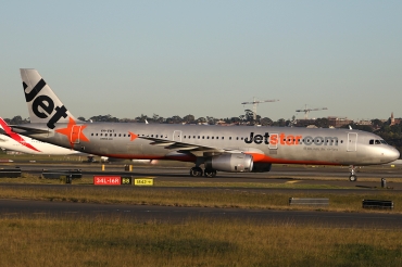 VH-VWT (3717) 2008 Airbus A321-232