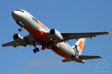 VH-VGU, (cn 4245), Airbus A320-232