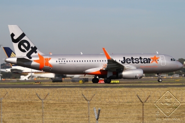 VH-VFX (5871) 2013 Airbus A320-232