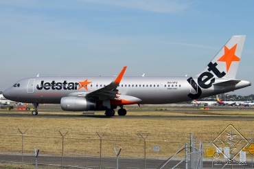 VH-VFX (5871) 2013 Airbus A320-232