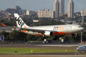 VH-EBK (945) 2008 Airbus A330-202