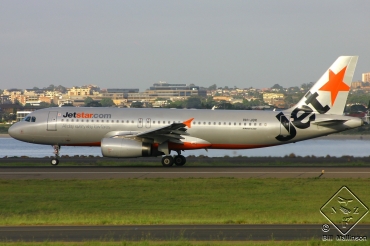 VH-JQX (2197) 2004 Airbus A320-232