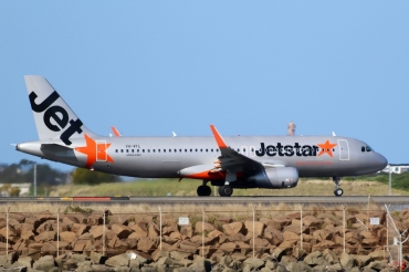VH-VFL (5489) 2013 Airbus A320-232(WL)