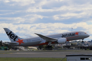 VH-VKJ (36236) 2015 Boeing 787-8 Dreamliner