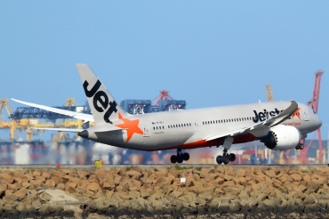 VH-VKJ (36236) 2015 Boeing 787-8 Dreamliner