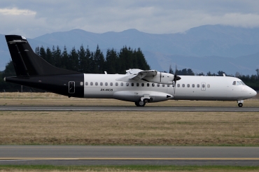 ZK-MCB (598) 1999 ATR-72-500