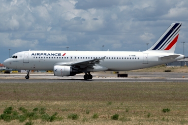 F-HBNA (4335) 2010 Airbus A320-214