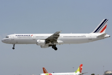 F-GTAJ (1476) 2001 Airbus A321-212