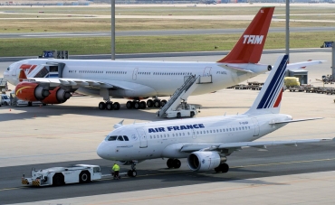 F-GUGP (2967) 2006 Airbus A318-111