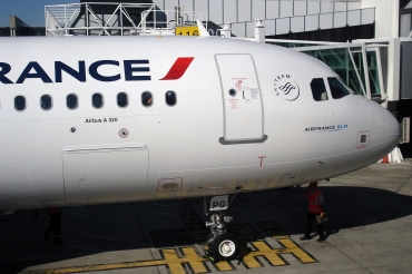 F-HEPG (5802) 2013 Airbus A320-214(WL)