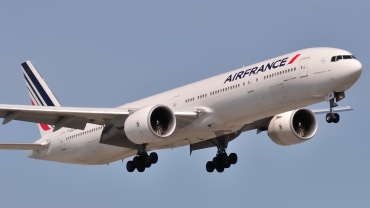F-GZNR, (cn 44553), Boeing 777-328/ER
