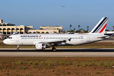 F-GKXI (1949) 2003 Airbus A320-214