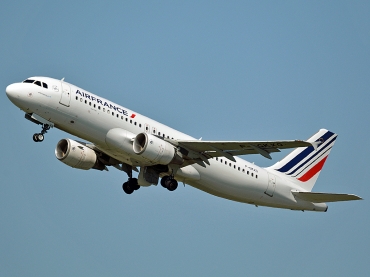 F-GKXQ (3777) 2009 Airbus A320-214