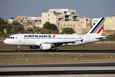 F-GKXR (3795) 2009 Airbus A320-214