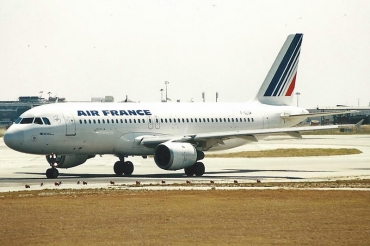 F-GLGM (131) 1990 Airbus A320-212