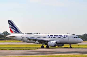 F-GRXC (1677) 2002 Airbus A319-111