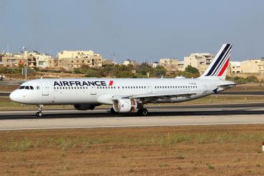 F-GTAU (3814) 2009 Airbus A321-212