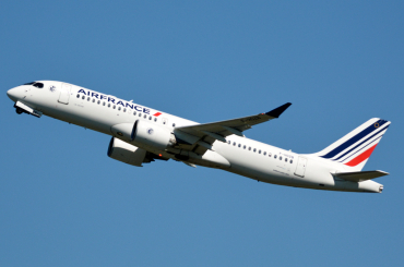 F-HOZB (55415) 2025 Airbus A220-300