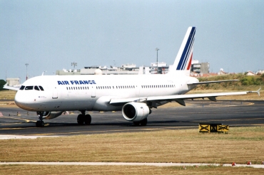 F-GTAJ (1476) 2001 Airbus A321-212