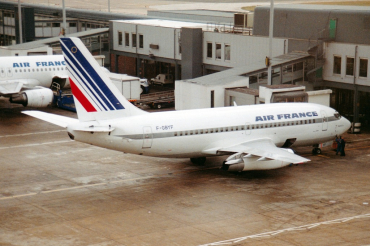 F-GBYF (23005) 1983 Boeing 737-228(A)