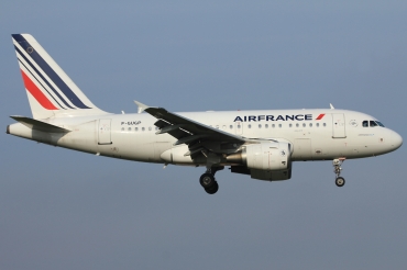 F-GUGP (2967) 2006 Airbus A318-111