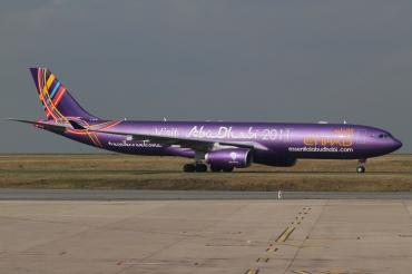 A6-AFA (1071) 2009 Airbus A330-343