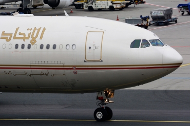A6-AFF (1245) 2011 Airbus A330-343