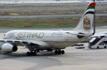 A6-EYL (809) 2007 Airbus A330-243