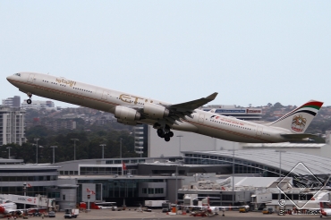 A6-EHL (1040) 2009 Airbus A340-642