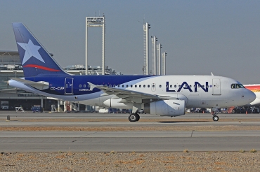 CC-CVP, (cn 3371), Airbus A318-121