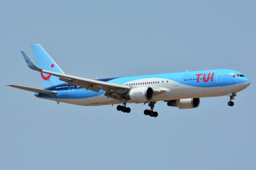 G-OBYH (28883) 1999 Boeing 767-304 ER WL