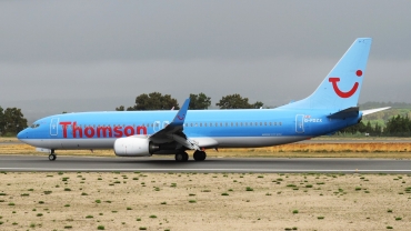 G-FDZX (37258) 2011 Boeing 737-8K5 WL