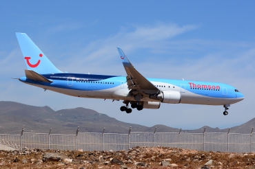 G-OBYH (28883) 1999 Boeing 767-304 ER WL