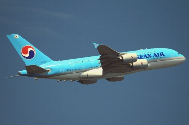 HL7611 (035) 2010 Airbus A380-861