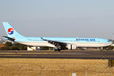 HL7587 (368) 2000 Airbus A330-323
