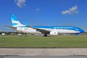 LV-CTC (30570) 2001 Boeing 737-86J(WL)