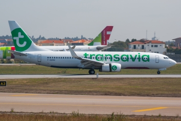 F-GZHU (41352) 2015 Boeing 737-8K2(WL)