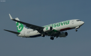 F-GZHU (41352) 2015 Boeing 737-8K2(WL)